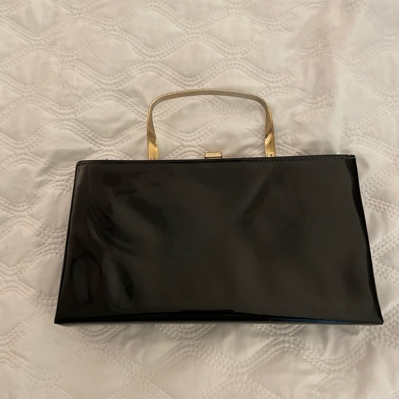 Ande' Evening Clutch w/Gold Twisted Handle 1960’s Vintage Black Patent.GORGEOUS! - Picture 2 of 13